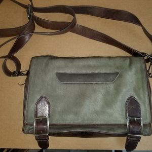 A cross shoulder theyskens theory messanger bag